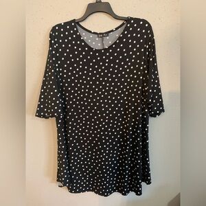 3X navy blue and white polka dot dress.